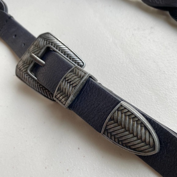 NEW without Tag - Free People Medallion Black Leather Belt M/L - Picture 7 of 10